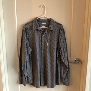 Columbia mens button down shirt. Blue/gray. Good condition. Size large